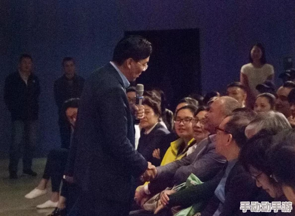 天堂理论片：新动态揭示影片背后的深层哲学思考与人类存在的意义，观众反响热烈引发广泛讨论