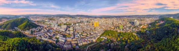 文明6游戏中：燃油与燃煤发电，哪个造成的环境污染更小？