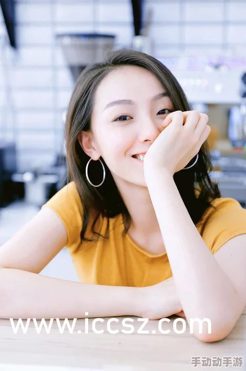 徐微微mia裸乳图片欣赏:最新动态与精彩瞬间分享,带你领略她的独特魅力与风采 徐微微mia裸乳图片欣赏:最新动态与精彩瞬间分享,带你领略她的独特魅力与风采