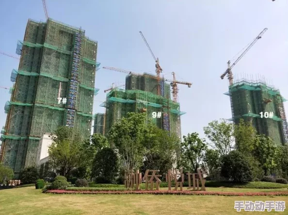 张津瑜落地窗完整版：最新动态曝光，揭示她在新项目中的精彩表现与幕后故事！