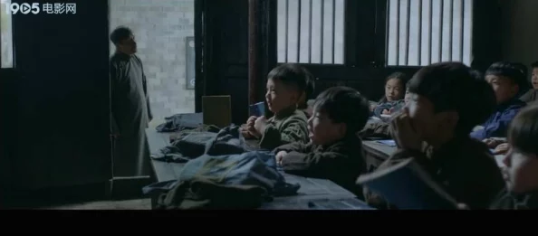 19禁做爰无遮挡电影引发热议，观众对内容尺度和社会影响展开激烈讨论，影视行业面临新挑战与机遇