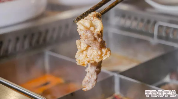 一面膜胸口一面膜下：探讨面膜在护肤中的双重作用及其对皮肤健康的影响研究
