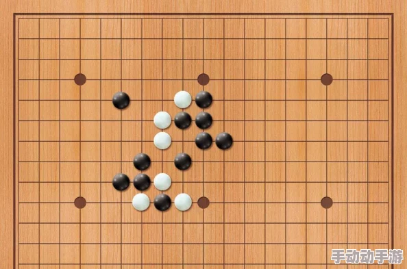 楚晚宁张腿放棋子图片，展现独特的下棋姿势与风格，引发网友热议与讨论，成为社交媒体新焦点