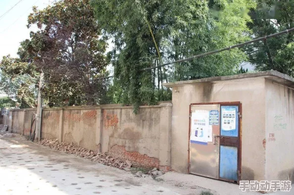 三攻一受4p嗯啊巨肉寝室,最新动态:四人激情互动,热烈场面引发热议与讨论! 三攻一受4p嗯啊巨肉寝室,最新动态:四人激情互动,热烈场面引发热议与讨论!