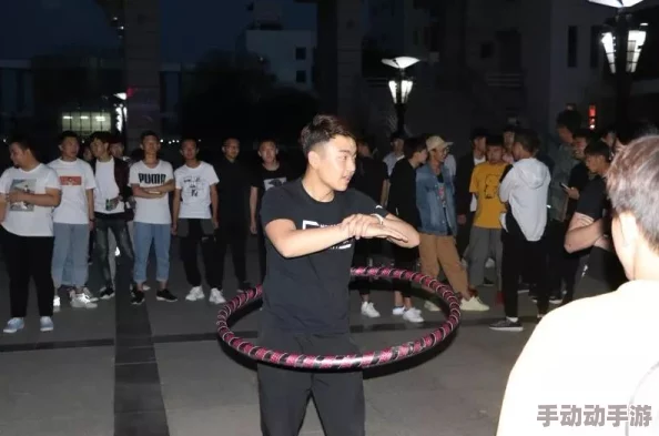 三攻一受4p嗯啊巨肉寝室,最新动态:四人激情互动,热烈场面引发热议与讨论! 三攻一受4p嗯啊巨肉寝室,最新动态:四人激情互动,热烈场面引发热议与讨论!