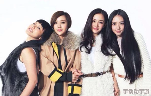 17cgcg1吃瓜：明星恋情曝光，疑似与知名导演秘密约会，引发网友热议和猜测！