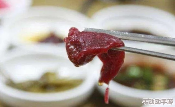 鱼吃鱼游戏攻略：如何快速解锁所有鱼类与新海域的方法