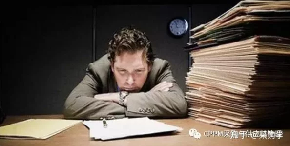 香艳职场：当职场魅力与潜规则交织，谁能在风云变幻中掌控自己的命运？