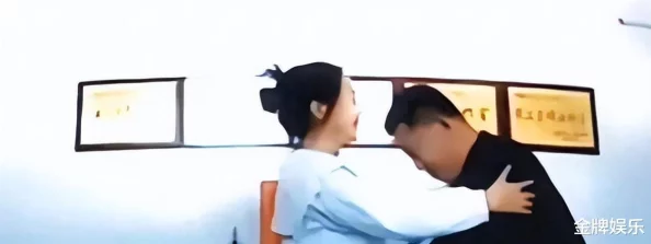 男女电梯二次做爰视频引发热议，网友纷纷讨论事件背后的社会问题与道德观念