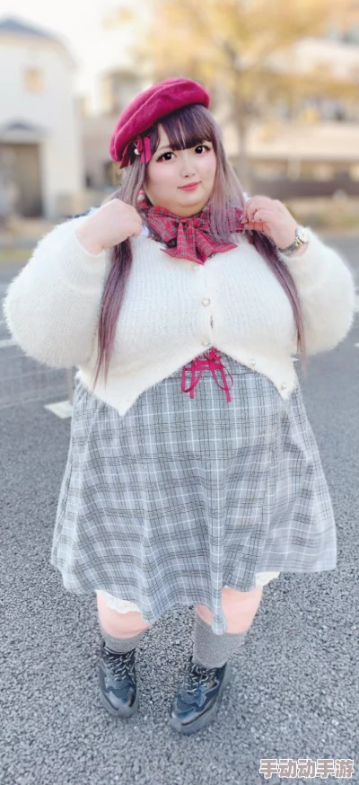 日本丰满BBXBBXHD引发热议，网友热衷讨论其背后的文化现象与社会影响，话题持续升温！