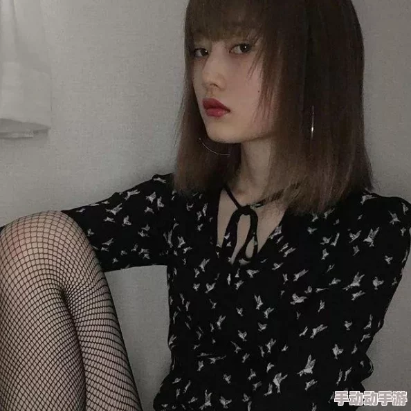 麻豆界震撼消息：新晋女星因神秘事件引发全网热议，粉丝狂潮席卷社交媒体！