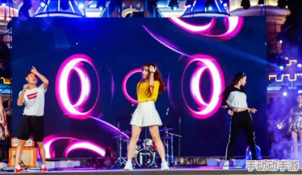 费爵娜天美：全球首个虚拟偶像音乐会即将震撼上线，粉丝狂欢盛宴一触即发！