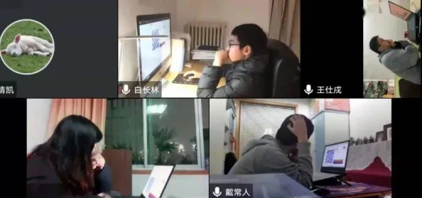 网吧不雅视频引发热议，网友纷纷讨论网络环境与青少年教育问题，相关部门已介入调查处理