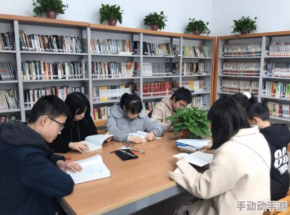 生物课繁殖老师拿校花做示范,引发学生热议与讨论,校园内外反响强烈,教育方式引人深思 生物课繁殖老师拿校花做示范,引发学生热议与讨论,校园内外反响强烈,教育方式引人深思
