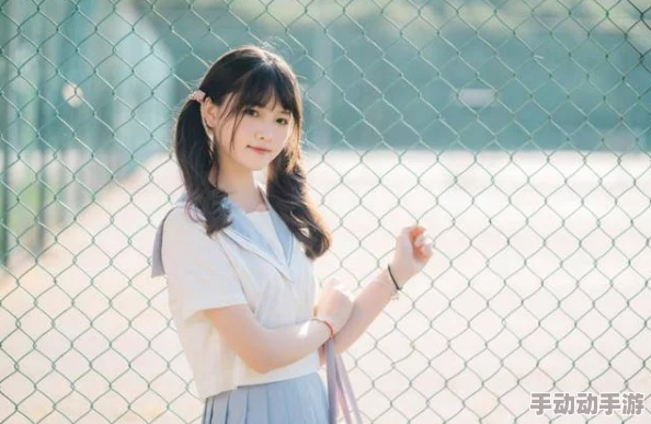 随便被,三天没有就会找人操她!老师同学眼中的乖乖女私下超放荡，令人震惊的秘密曝光！