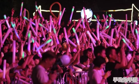 都市激情 校园舂色 另类：一场颠覆传统的青春盛宴，激荡心灵的校园文化活动即将来袭！