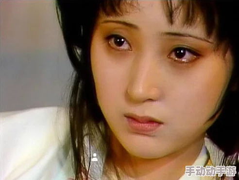 年轻漂亮馊子6:最新动态曝光,粉丝热议剧情发展与角色塑造,引发广泛关注与讨论 年轻漂亮馊子6:最新动态曝光,粉丝热议剧情发展与角色塑造,引发广泛关注与讨论