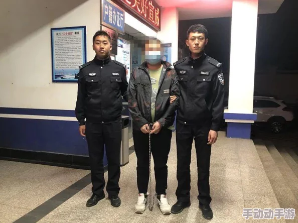 受被双龙+虐菊+折磨尿孔，最新动态揭示了更为刺激的情节发展与角色关系变化，引发热议与讨论