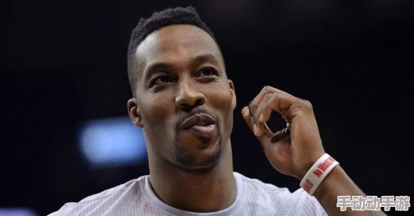 《街头篮球》胜率提升秘籍：精准失误控制——中锋防守技巧深度解析