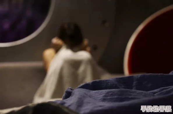 口述我和子的性关系视频引发热议，网友们纷纷表达对隐私与道德的看法，讨论内容是否过于露骨