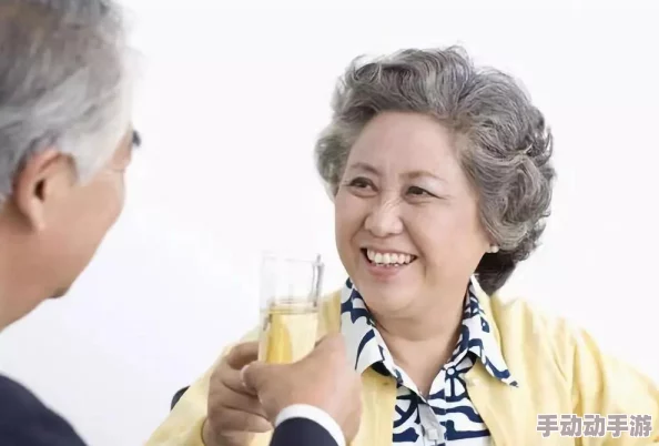 后菊好痛h，许多网友表示这种内容过于露骨，不适合未成年人观看，同时也引发了对网络文化的反思