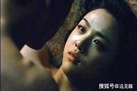 色戒无删减完整版158分钟最新进展：影片在多个平台上线，观众反响热烈，讨论持续升温