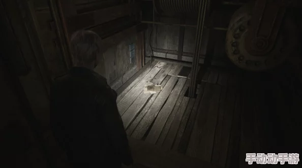 寂静岭2重制版详细攻略：尼利酒吧钥匙获取方法及步骤介绍