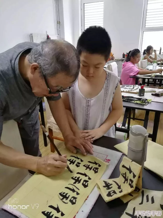 红领巾hljfun：最新活动动态，丰富多彩的青少年成长体验与互动交流即将开启，敬请期待！