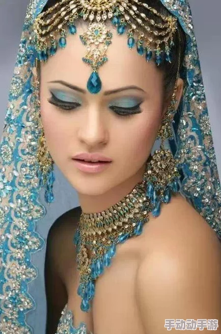 印度肥妇毛耸耸：惊现街头，网友热议其独特风格与自信态度，引发社会对美的多元讨论！