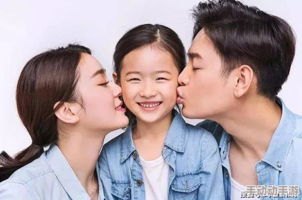 操哭学生妹：最新动态曝光，事件引发广泛关注与讨论，网友热议背后真相与影响