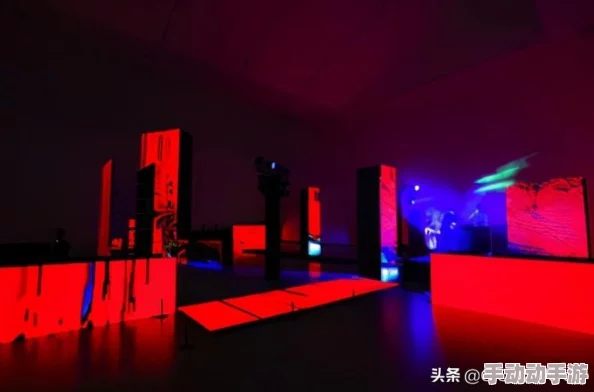 ＊图片引发热议，网友纷纷发表看法，有人认为其展现了独特的艺术风格，也有人质疑其真实性和意义