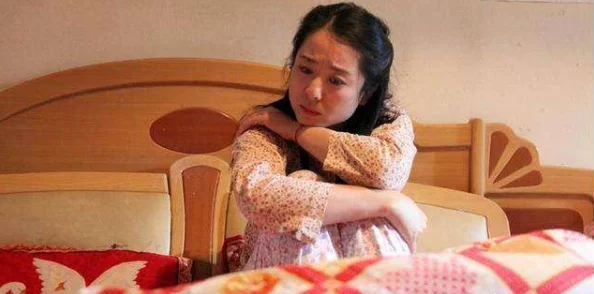 另类综合激情艳母：揭示当代家庭关系中的复杂情感与社会变迁的深刻影响