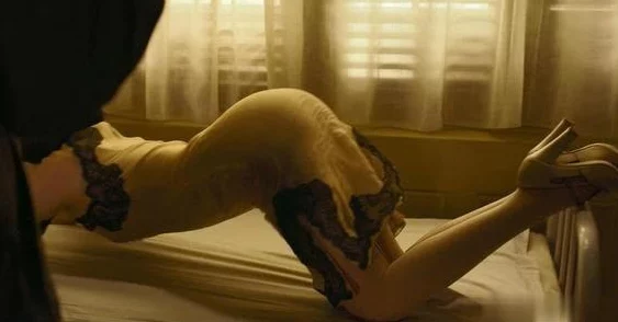 激情大尺度视频视频：最新动态与行业趋势分析，探讨内容创作与观众反应的变化