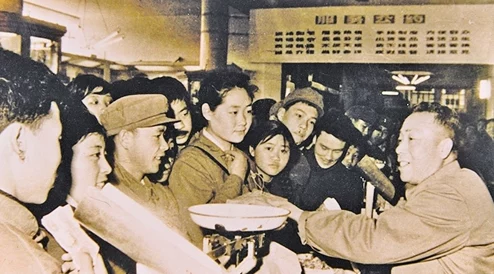 久久婷婷色香五月综合激情：最新动态揭示了该平台在内容更新和用户互动方面的显著提升，吸引了更多年轻用户的关注