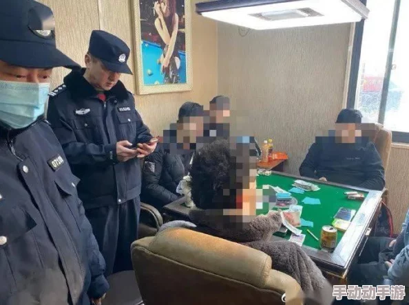 一级黄＊：网友纷纷表示对该事件的看法，认为应加强监管，同时也有声音呼吁关注相关行业的发展