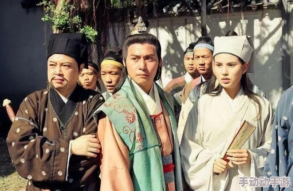 破了两个14女的的处小说：最新进展揭示故事情节发展与角色关系变化，引发读者热议与讨论