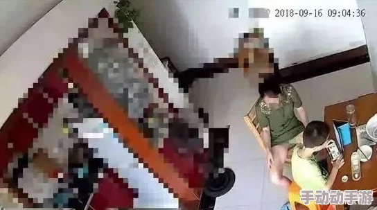 宝贝你下面湿了，许多网友对此表示惊讶，有人认为这是调侃，也有人觉得过于露骨，引发热议