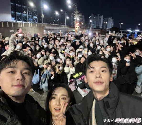 男男做爰gay视频网站，网友们对其内容和影响有不同看法，有人认为这是开放的表现，也有人担心社会风气