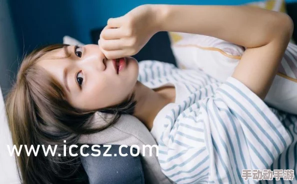 反差婊吃瓜爆料黑料电磁炉，揭示娱乐圈潜规则与明星背后的不为人知的故事，引发网友热议与讨论