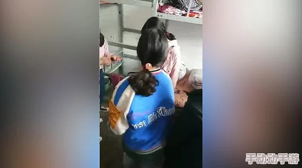 免费看女人下部被啪流水照片，近日网络上流传大量相关图片，引发网友热议与讨论，关注度持续攀升