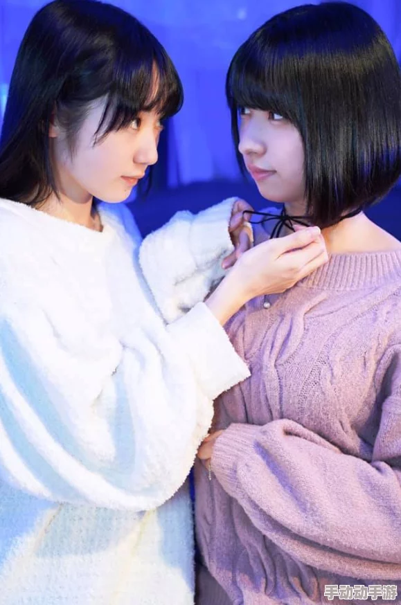 女女同さくらちゃんの惊爆消息:她与知名偶像的秘密恋情曝光,引发粉丝热议! 女女同さくらちゃんの惊爆消息:她与知名偶像的秘密恋情曝光,引发粉丝热议!