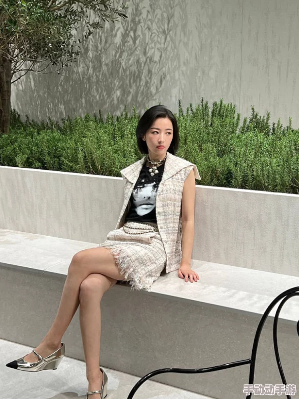 国产0000拗女：新动态曝光，网友热议其独特风格与个性魅力，引发广泛关注与讨论！