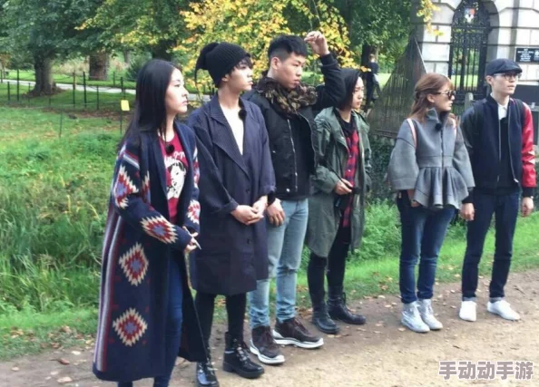 17cgcg2吃瓜官网：最新动态曝光，网友热议事件背后的真相与影响，引发广泛关注与讨论！