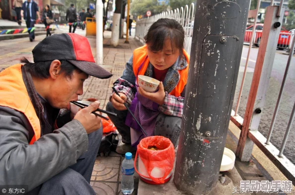 民工下面好大很粗好爽，近日网络热议引发关注，网友纷纷分享相关体验与看法，讨论话题持续升温