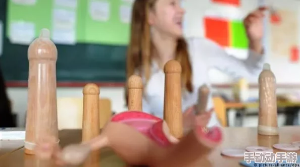 男人鸡鸡桶女人鸡鸡，网友纷纷表示这种说法过于直白，缺乏对性别的尊重，希望能有更文明的表达方式