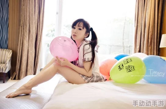 极品嫩模私拍后被潜在线观看，揭露背后的秘密与真相！