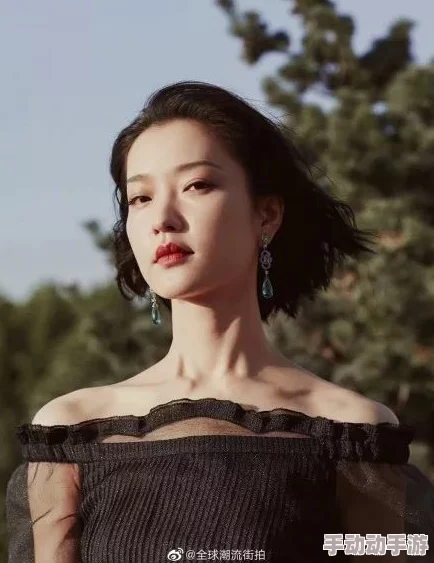 水岛津实腰震吐白沫的精彩瞬间与番号解析，带你深入了解她的魅力