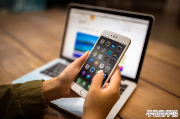 隐私视频黄www：近期该平台因涉及用户隐私问题引发广泛关注，相关法律法规的讨论也在持续升温