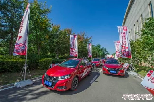 美女和帅哥操：最新动态揭示了年轻人对健身与美体的热情，社交媒体上相关话题持续升温，引发广泛关注