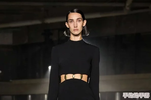 国产精品a人片在线观看:最新动态揭示了该领域的市场趋势与用户需求,推动了相关产品的创新与发展 国产精品a人片在线观看:最新动态揭示了该领域的市场趋势与用户需求,推动了相关产品的创新与发展